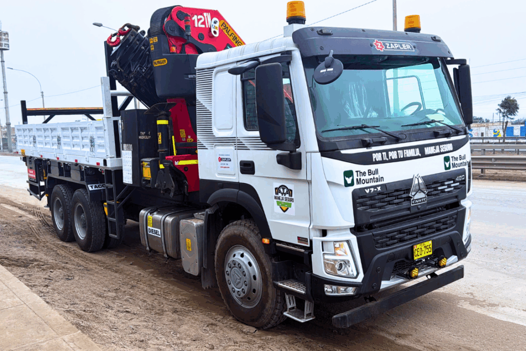 Alquiler de camión grúa howo